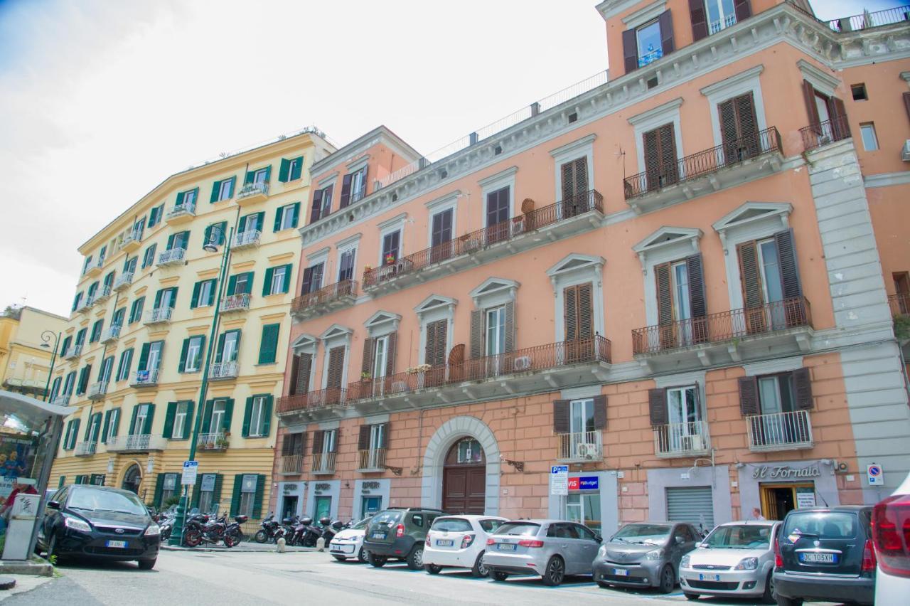 شقة Palazzo Del Golfo نابولي المظهر الخارجي الصورة