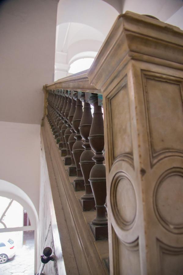 شقة Palazzo Del Golfo نابولي المظهر الخارجي الصورة