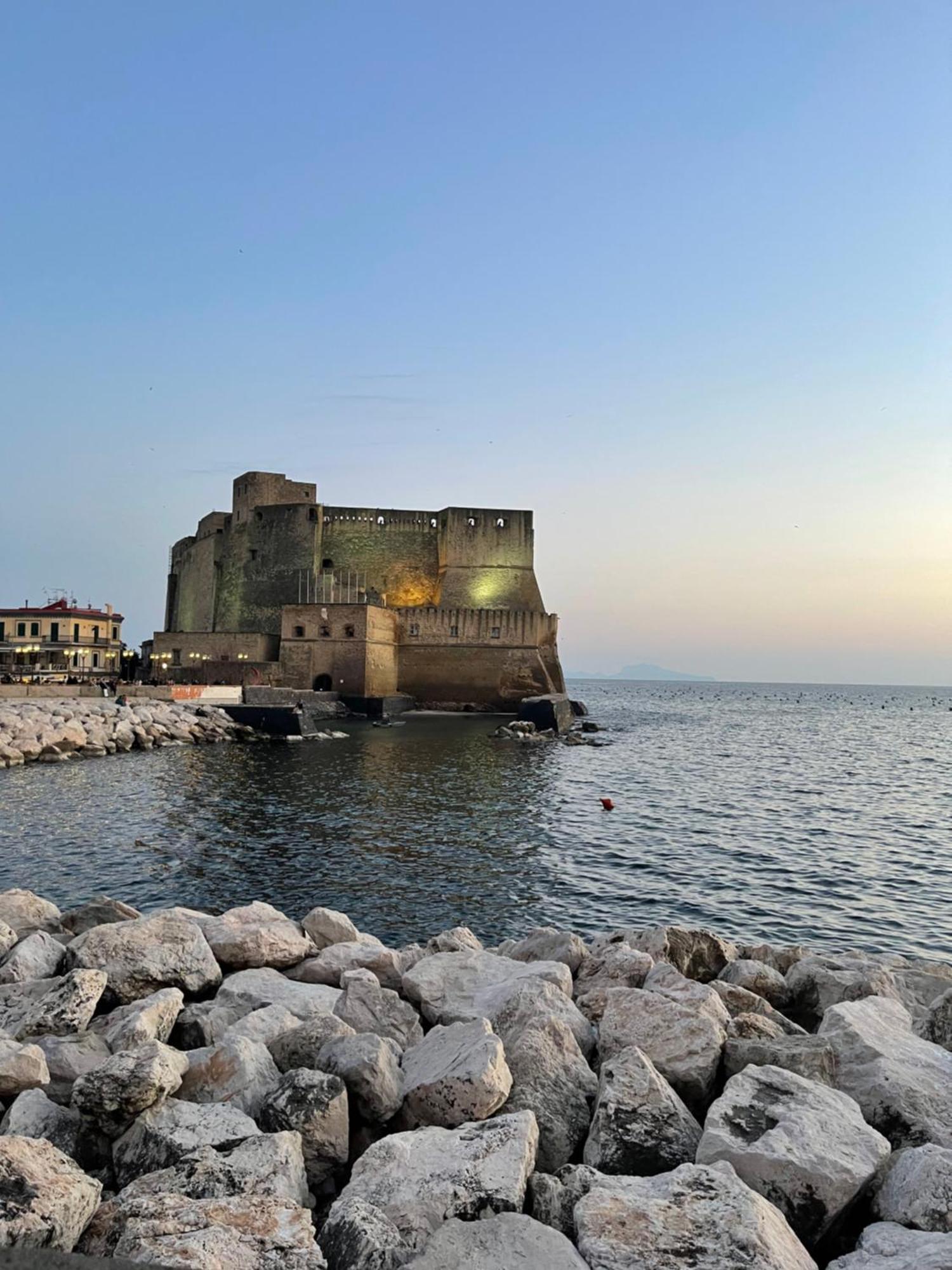 شقة Palazzo Del Golfo نابولي المظهر الخارجي الصورة